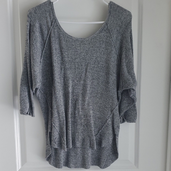 Silver Jeans Gray Women's Sweater - Crew Neck - Picture 1 of 3
